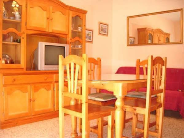 Hostal Villa Mercedes Chipiona Extérieur photo